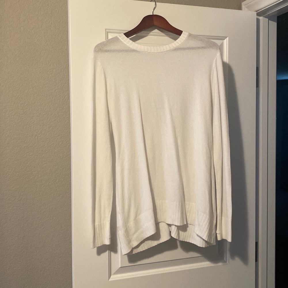 Lululemon mesh like sweater with open split back size 10 white